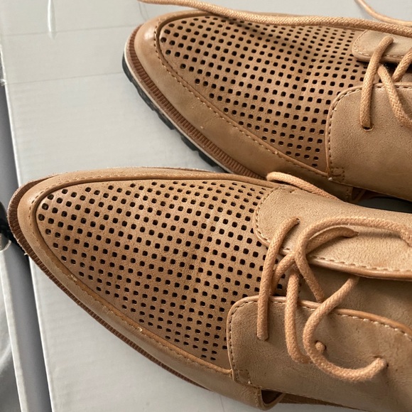 Aldo oxfords size 6 - Picture 4 of 4